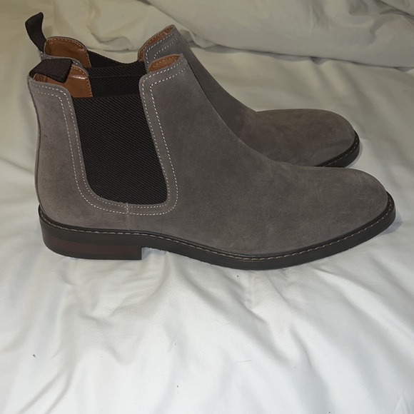 Mens grey chelsea boots - Picture 4 of 5